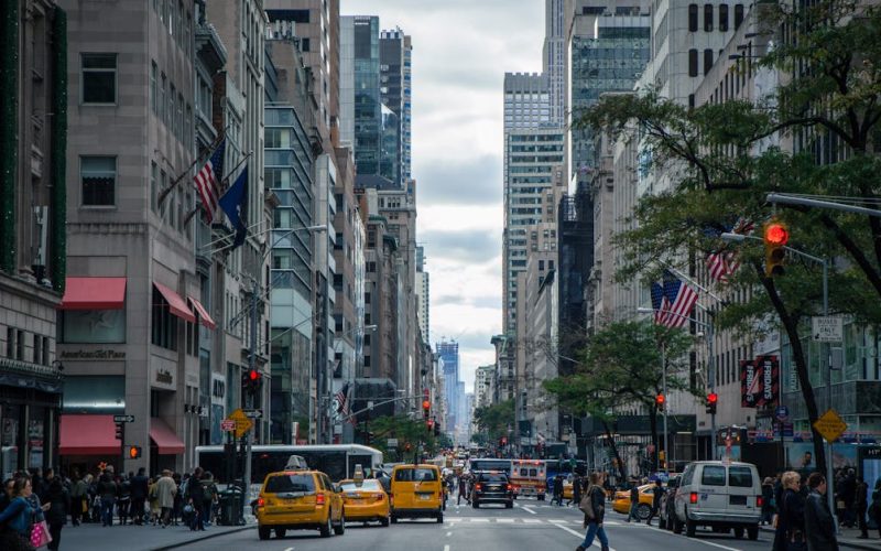 Nueva York: Brechas de Valoración entre Mercados Privados y Públicos